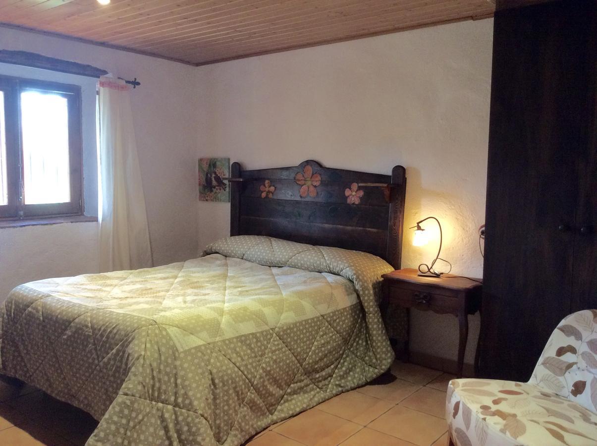 Casa Rural Con Piscina Y Vistas Al Valle - Cal Pallares Argestues Buitenkant foto